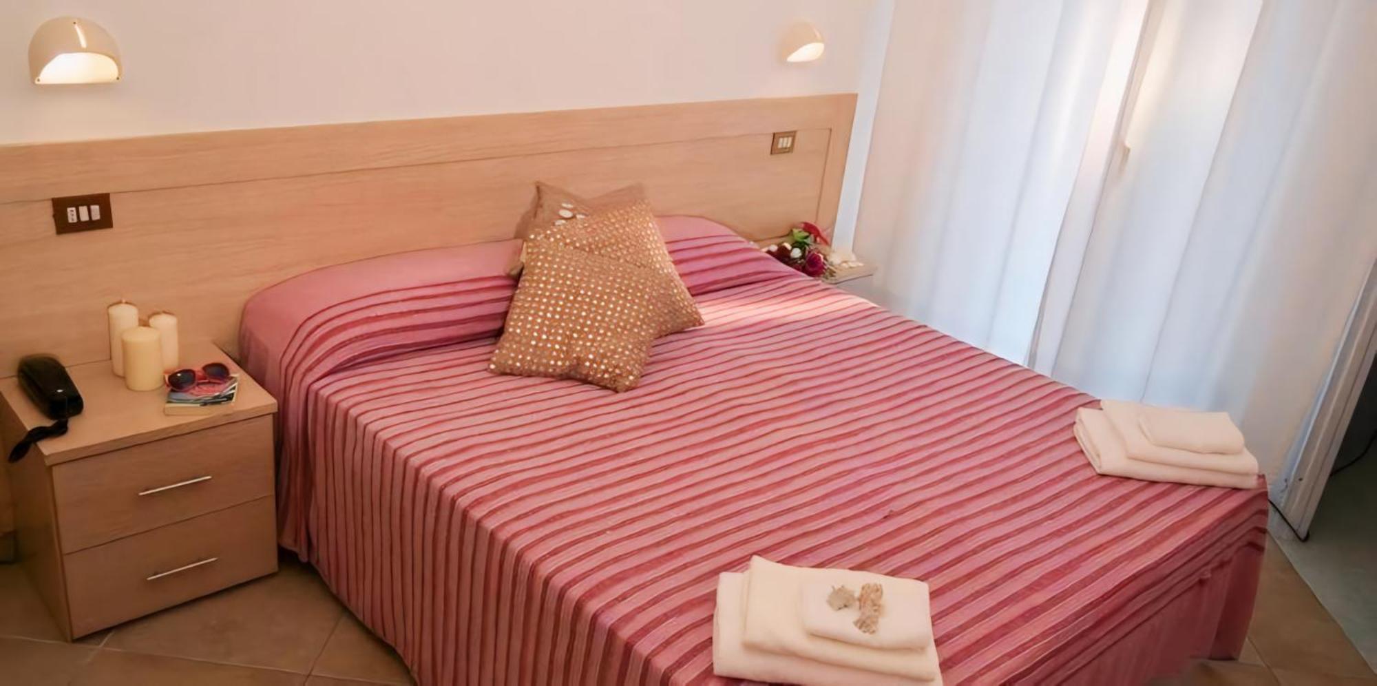Hotel Baltic Misano Adriatico Esterno foto