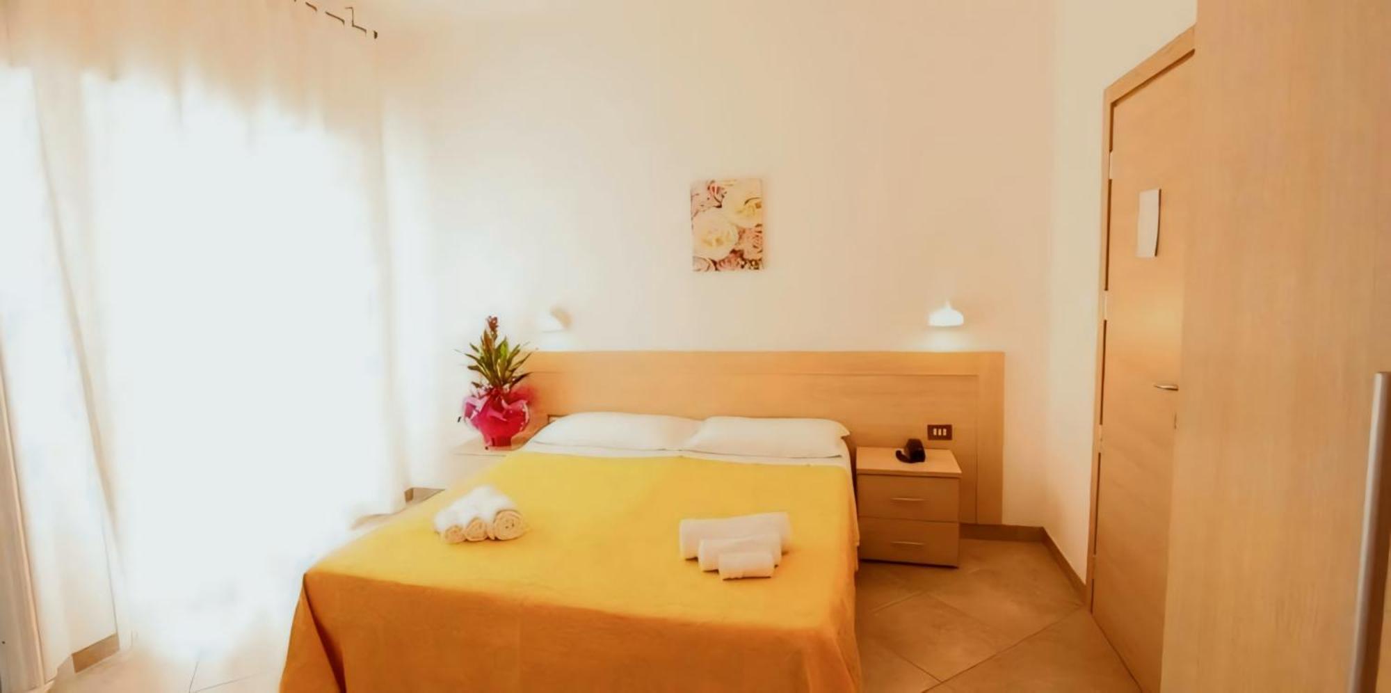 Hotel Baltic Misano Adriatico Esterno foto
